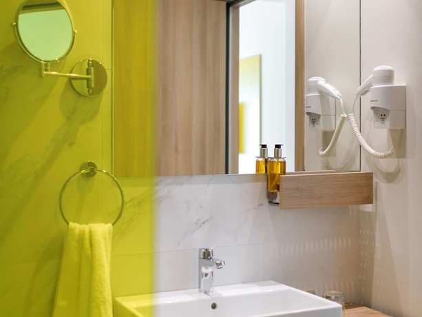 Imagen de la habitación del Hotel Ibis Styles Athens Routes. Foto 8