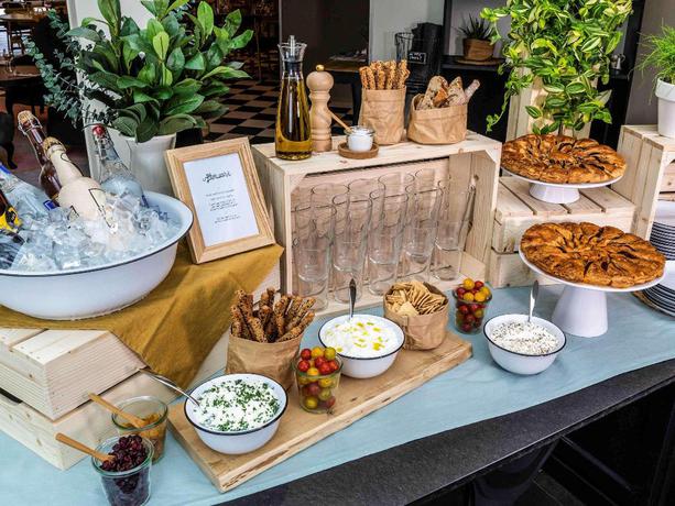 Imagen del bar/restaurante del Hotel Ibis Styles Bangkok Silom. Foto 8