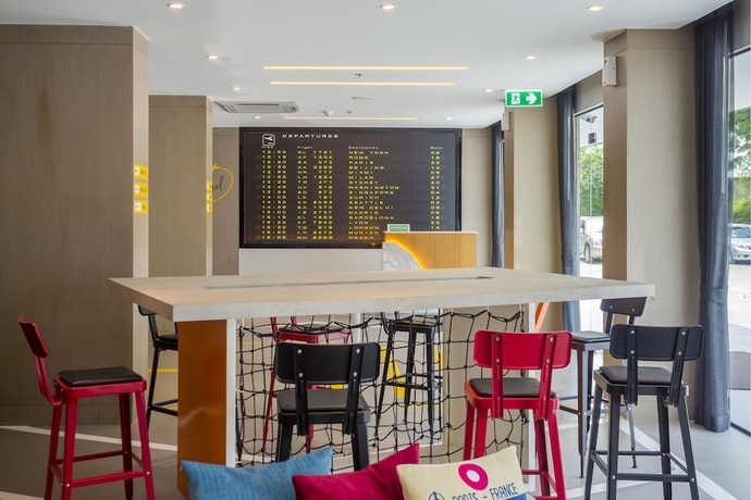 Imagen de los interiores del Hotel Ibis Styles Bangkok Sukhumvit 50. Foto 17