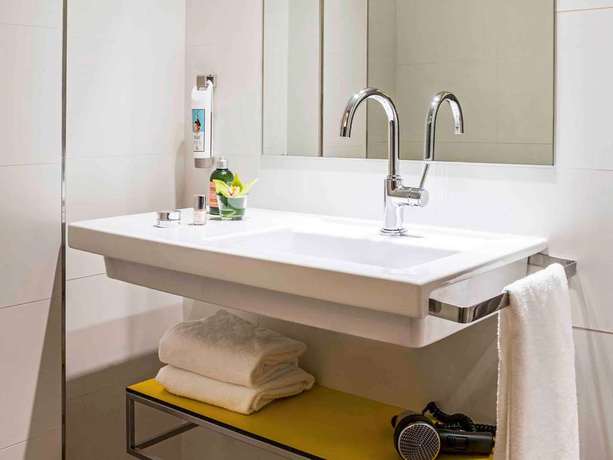 Imagen de la habitación del Hotel Ibis Styles Barcelona Centre. Foto 6