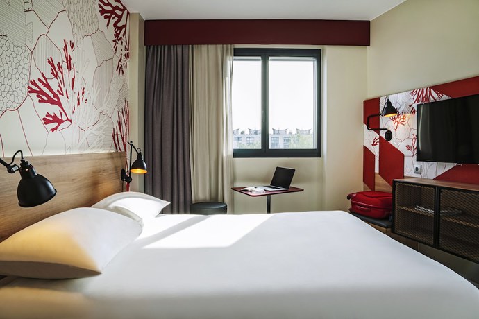 Imagen de la habitación del Hotel Ibis Styles Barcelona City Bogatell. Foto 12