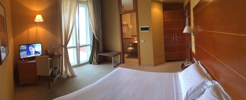 Imagen de la habitación del Hotel Ibis Styles Bari Giovinazzo. Foto 12