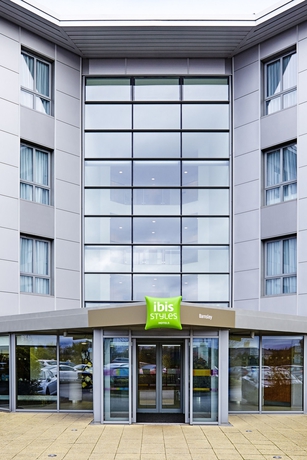 Imagen de los exteriores del Hotel Ibis Styles Barnsley. Foto 8