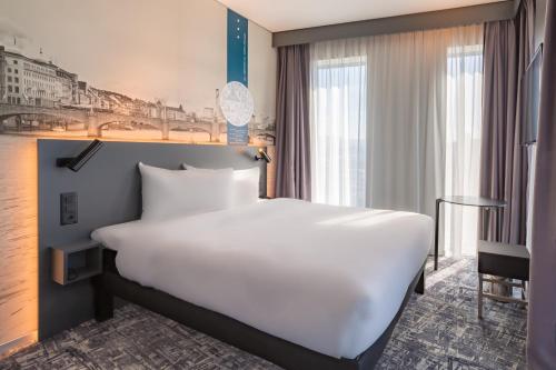 Imagen de la habitación del Hotel Ibis Styles Basel City. Foto 4