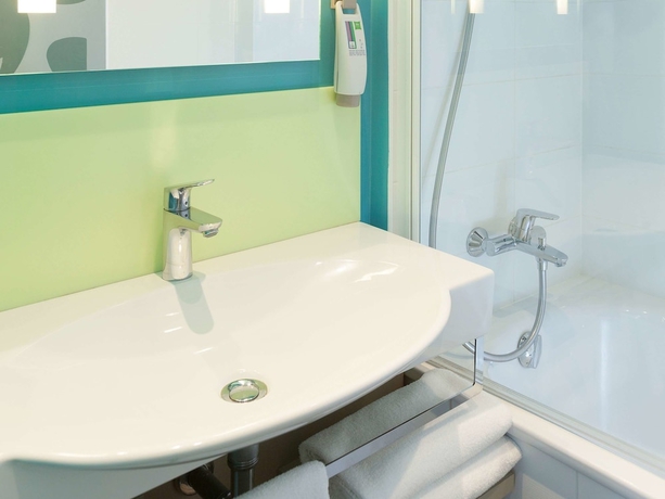 Imagen de la habitación del Hotel Ibis Styles Bayonne Centre Gare. Foto 8