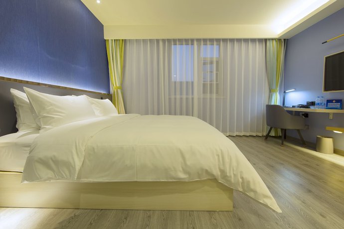 Imagen de la habitación del Hotel Ibis Styles Beijing Capital Airport. Foto 8