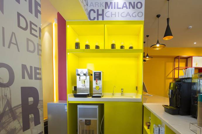 Imagen de los interiores del Hotel Ibis Styles Beijing Capital Airport. Foto 19