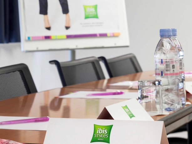 Imagen de los interiores del Hotel Ibis Styles Besançon. Foto 14