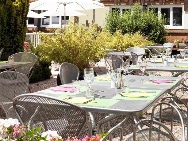 Imagen del bar/restaurante del Hotel Ibis Styles Besançon. Foto 8