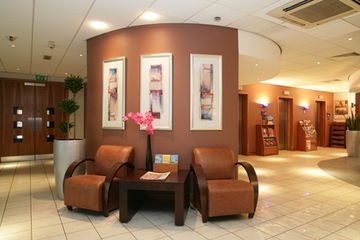 Imagen de los interiores del Hotel Ibis Styles Birmingham Center. Foto 22