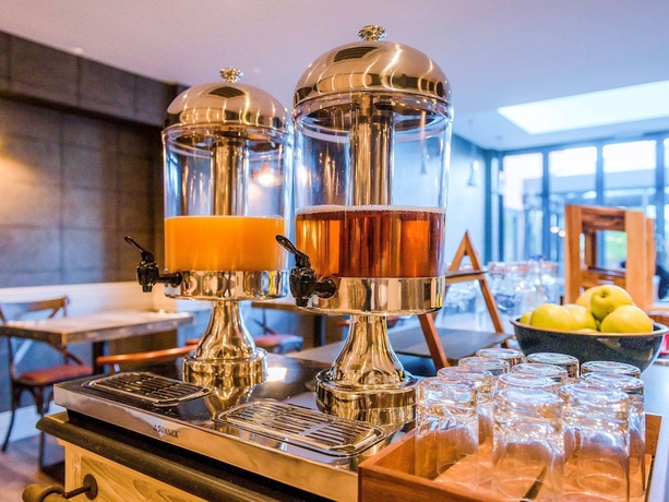 Imagen del bar/restaurante del Hotel Ibis Styles Birmingham Hagley Road. Foto 3