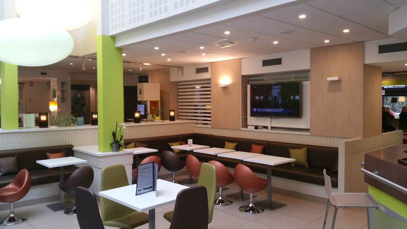 Imagen de los interiores del Hotel Ibis Styles Bordeaux Aeroport. Foto 19