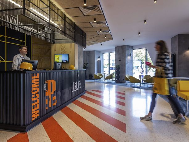 Imagen de los interiores del Hotel Ibis Styles Bucharest Erbas. Foto 20