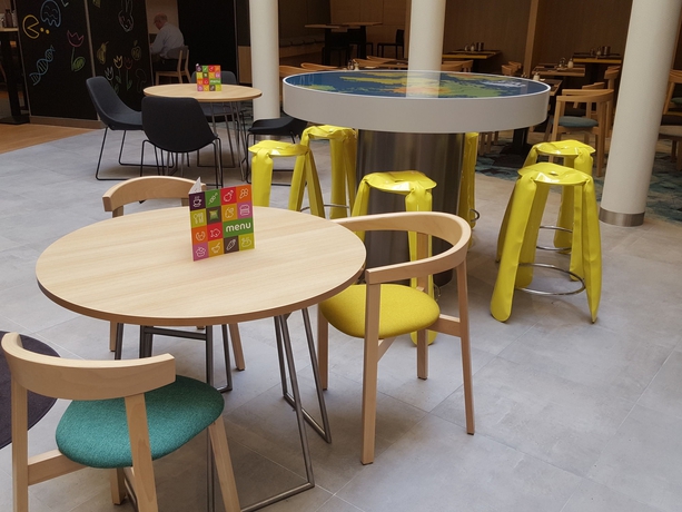 Imagen de los interiores del Hotel Ibis Styles Budapest Center. Foto 11
