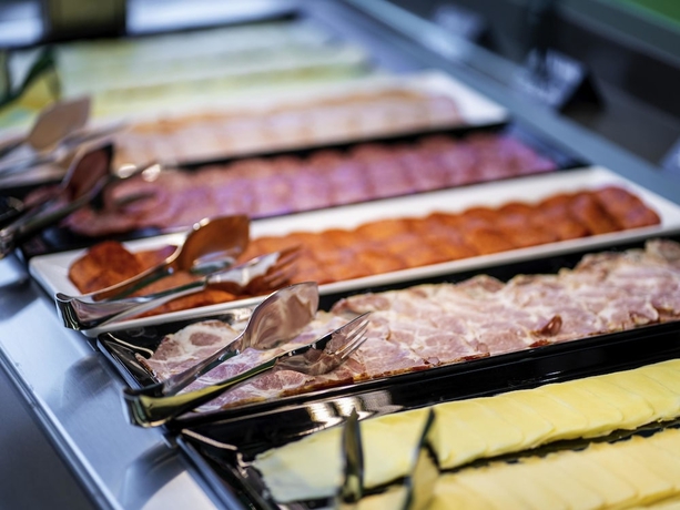 Imagen del bar/restaurante del Hotel Ibis Styles Budapest Citywest. Foto 7