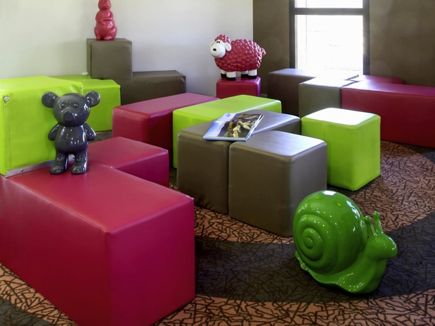 Imagen de los exteriores del Hotel Ibis Styles Castres. Foto 16