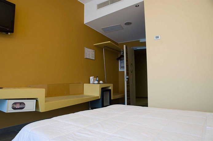 Imagen general del Hotel Ibis Styles Catania Acireale. Foto 9