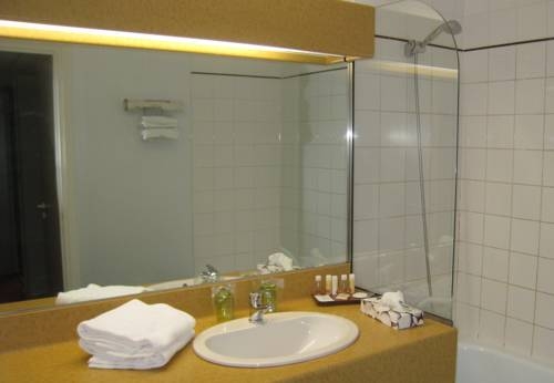 Imagen general del Hotel Ibis Styles Chaumont Centre Gare. Foto 3