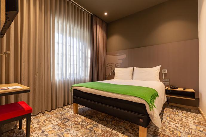 Imagen general del Hotel Ibis Styles Chaves. Foto 7