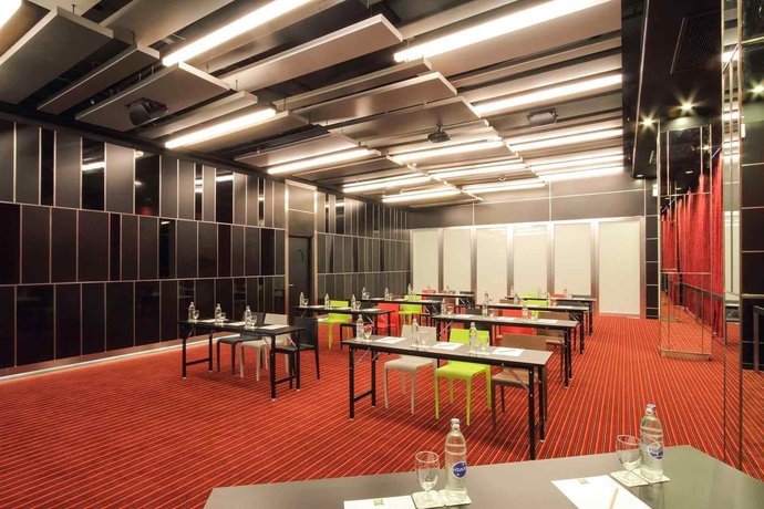 Imagen de los interiores del Hotel Ibis Styles Chiang Mai. Foto 14