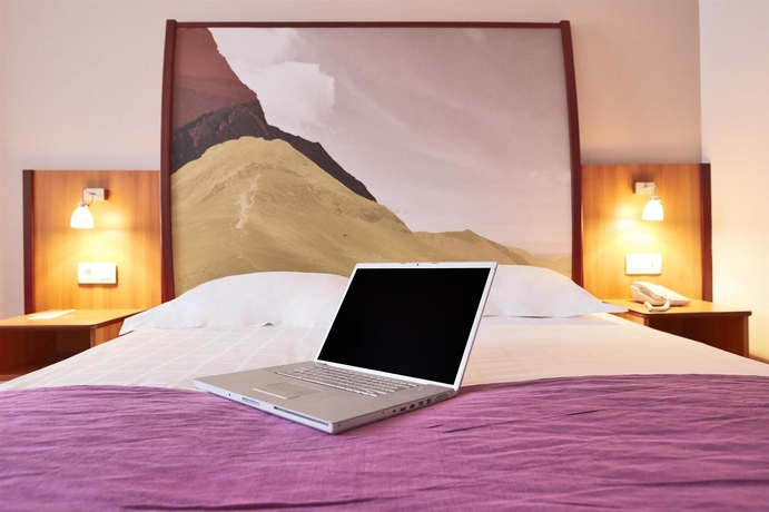 Imagen de la habitación del Hotel Ibis Styles Clermont Ferrand Sud La Pardieu. Foto 16