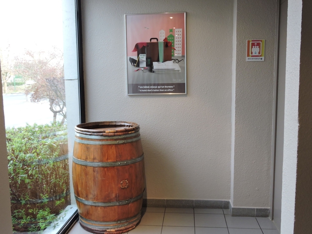 Imagen de los interiores del Hotel Ibis Styles Cognac. Foto 14