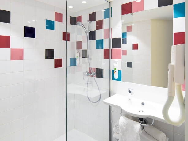 Imagen de la habitación del Hotel Ibis Styles Collioure Port Vendres. Foto 13