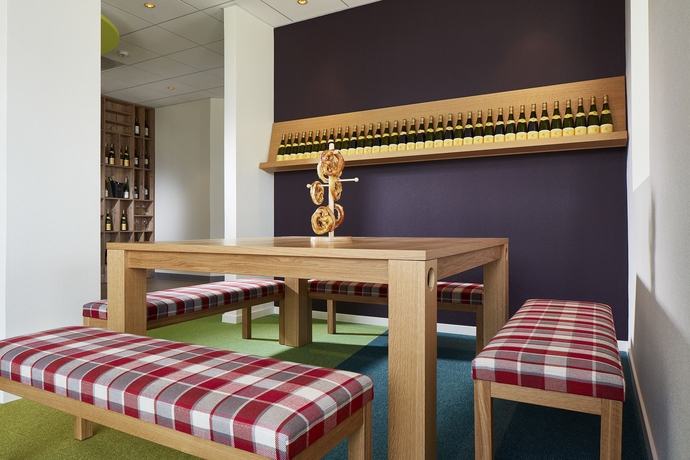 Imagen del bar/restaurante del Hotel Ibis Styles Colmar Nord. Foto 7