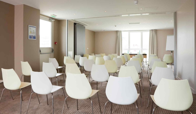 Imagen de los interiores del Hotel Ibis Styles Compiegne. Foto 12