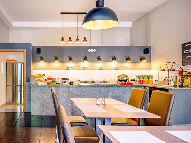 Imagen del bar/restaurante del Hotel Ibis Styles Dortmund West. Foto 7