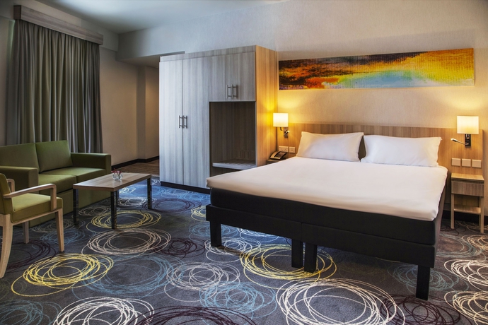 Imagen de la habitación del Hotel Ibis Styles Dragon Mart Dubai. Foto 7