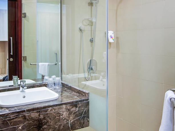 Imagen de la habitación del Hotel Ibis Styles Dragon Mart Dubai. Foto 17