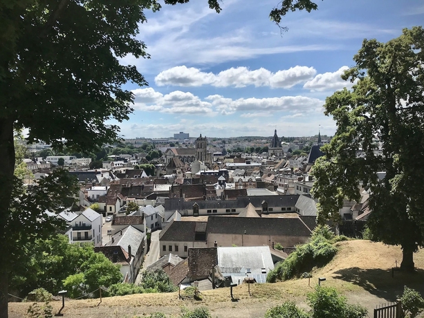 Imagen general del Hotel Ibis Styles Dreux Centre Gare. Foto 2