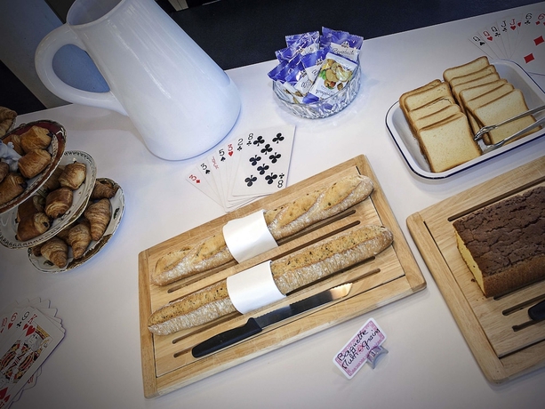 Imagen del bar/restaurante del Hotel Ibis Styles Genève Carouge. Foto 2