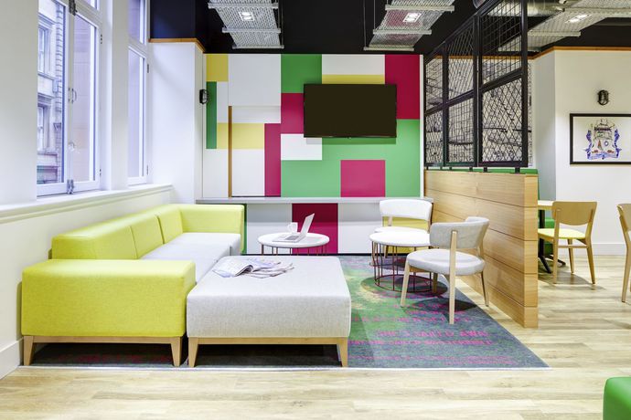 Imagen de los interiores del Hotel Ibis Styles Glasgow Centre George Square. Foto 17
