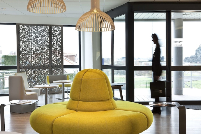 Imagen de los interiores del Hotel Ibis Styles Guéret. Foto 18