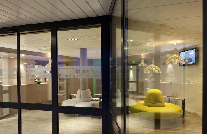 Imagen de los interiores del Hotel Ibis Styles Guéret. Foto 19