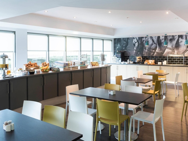 Imagen del bar/restaurante del Hotel Ibis Styles Haydock. Foto 4