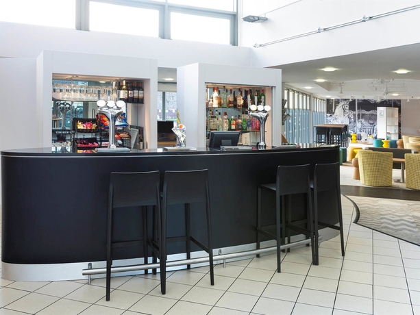 Imagen del bar/restaurante del Hotel Ibis Styles Haydock. Foto 6