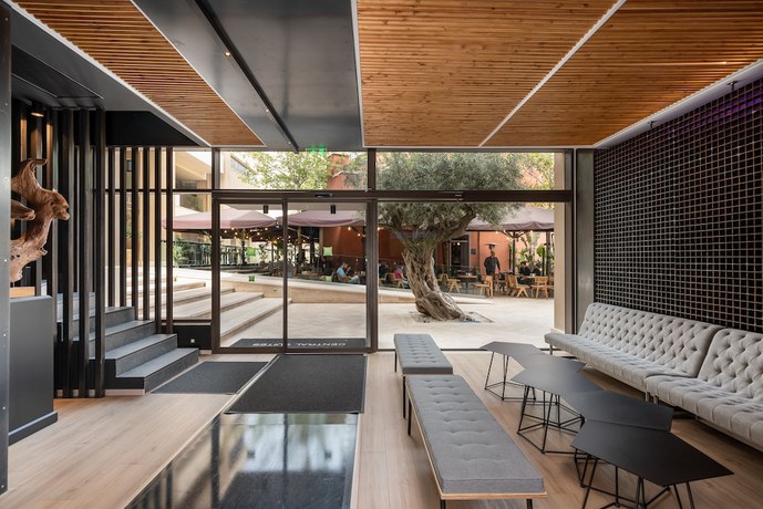 Imagen de los interiores del Hotel Ibis Styles Heraklion Central. Foto 19