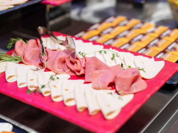 Imagen del bar/restaurante del Hotel Ibis Styles Istanbul Atasehir. Foto 5