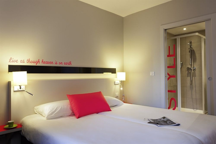 Imagen de la habitación del Hotel Ibis Styles Juan Les Pins. Foto 15