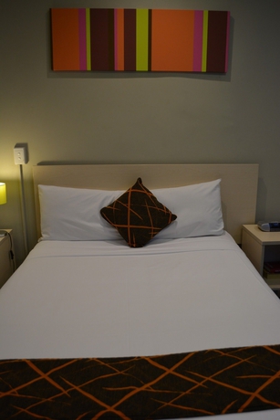 Imagen de la habitación del Hotel Ibis Styles Kingsgate. Foto 9