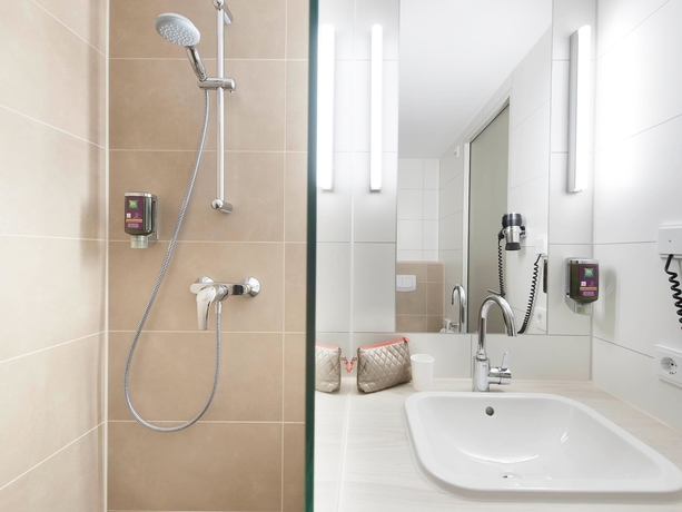 Imagen de la habitación del Hotel Ibis Styles Konstanz. Foto 12