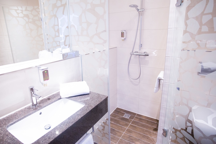 Imagen de la habitación del Hotel Ibis Styles Leipzig. Foto 9