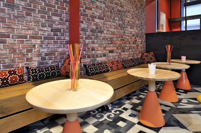 Imagen del bar/restaurante del Hotel Ibis Styles Lille Centre Grand Place. Foto 7