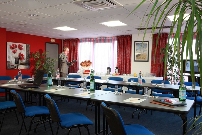 Imagen de los interiores del Hotel Ibis Styles Lille Marcq En Baroeul. Foto 11