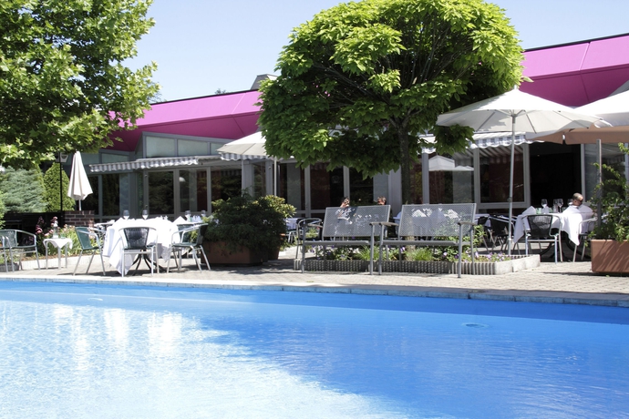 Imagen de la piscina del Hotel Ibis Styles Linz. Foto 16