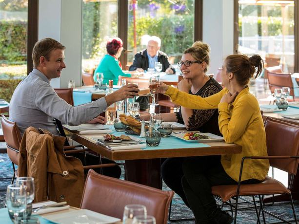 Imagen del bar/restaurante del Hotel Ibis Styles Lisieux Normandie. Foto 5