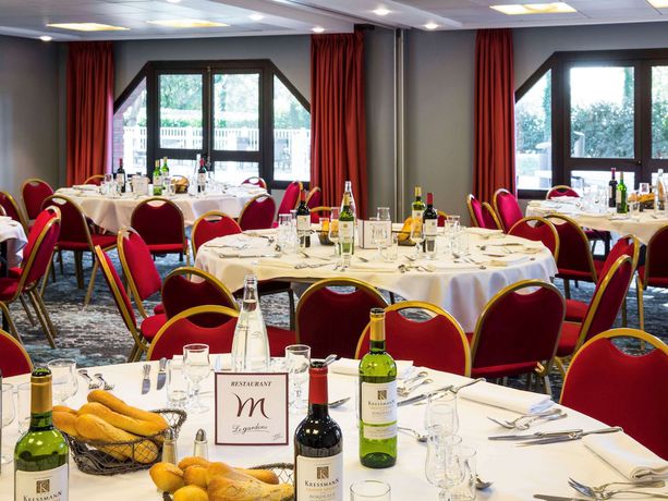 Imagen del bar/restaurante del Hotel Ibis Styles Lisieux Normandie. Foto 7